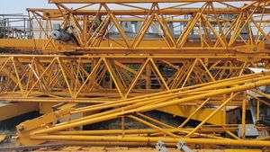 รถเครนก่อสร้างมือสอง ปี 2018/2019  6 ตัน อุปกรณ์ยกของก่อสร้าง รถเครนแบบทาวเวอร์หัวแบน รุ่น L46 - Product Image 5