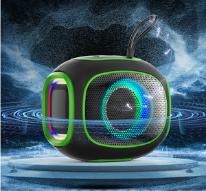 Altavoz Inalámbrico 5.3 de Alta Calidad con Batería de 1000-2000mAh, Resistente al Agua IPX4, Micrófono Integrado para Teléfono Móvil - Product Image 2