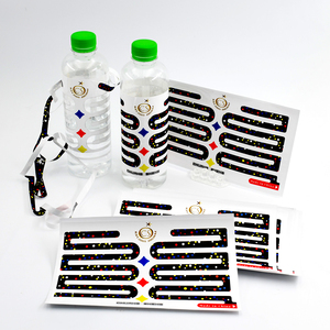 Étiquette autocollante personnalisée détachable à la main pour bouteille d'eau, en papier synthétique résistant à l'eau, imprimée avec logo, facile à poser et à retirer - Product Image 1