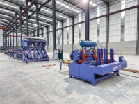 Machine automatique de clouage de palettes en bois