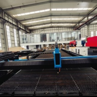 Machine de découpe laser à fibre sur rail au sol de grand format 20KW avec encodeur linéaire Raytools à faible déviation dimensionnelle pour l'industrie lourde