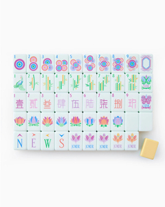Juego de Mahjong Acrílico de 4 Capas, Estilo Americano, para Viaje, con Fichas Artísticas, Tamaño y Color Personalizados, Duradero, Portátil y Ecológico - Product Image 2