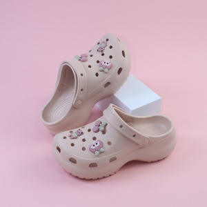 Sandalias Crocs Cherry Girl para Niñas, Zapatos de Exterior Antideslizantes de EVA, Tallas 24-35, Rosa, Caqui, Negro, Blanco - Product Image 1