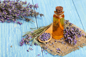 Aceite de Lavanda para Masajes Corporales y Cuidado de la Piel, Aroma Dulce, 100% Puro, Ecológico, Antienvejecimiento, Antiarrugas, Terapia de Spa en Casa - Product Image 3