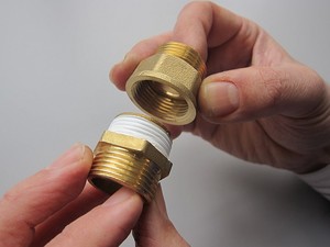 Hot Seal Ptfe Thread Seal Tape <span class=keywords><strong>Taflon</strong></span> pour tuyau d'eau - Product Image 6