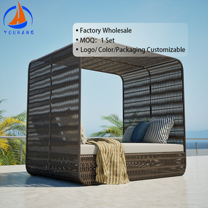 Lit de repos en rotin Canapé de <span class=keywords><strong>piscine</strong></span> Cône Lit de soleil Chaise longue à baldaquin Luxe Grands lits de soleil ronds en rotin et osier Bon marché - Product Image 1