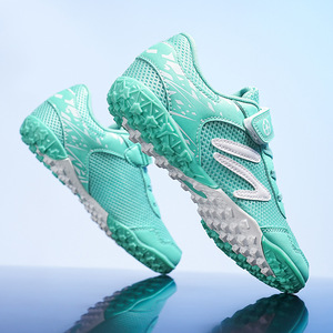 Zapatos de fútbol profesionales con superficie de malla transpirable, nuevo diseño de cinta elástica, zapatillas deportivas para hombre y mujer con tacos gruesos. - Product Image 4