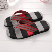Nouvelles tongs de massage à granules pour hommes, sandales de plage confortables, chaussures décontractées pour hommes, tongs d'intérieur, chaussures de salle de bain