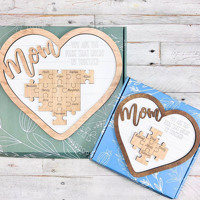 Casse-tête en bois découpé au laser personnalisé pour la fête des mères Plaque en forme de cœur Signe de nom de famille Cadeau d'anniversaire Souvenir Cadeaux de Saint Valentin