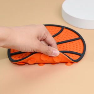 للبيع بالجملة حصير لعق الكلاب من الدرجة الغذائية من السيليكون للتدريب على تغذية الصحون ، حصير آمنة لعق الكلاب - Product Image 2