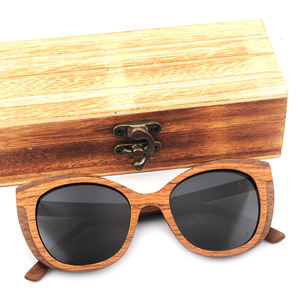 Della signora <span class=keywords><strong>di</strong></span> stile del gatto <span class=keywords><strong>di</strong></span> forme <span class=keywords><strong>di</strong></span> occhio occhiali da <span class=keywords><strong>sole</strong></span> <span class=keywords><strong>di</strong></span> legno fatti a mano occhiali da <span class=keywords><strong>sole</strong></span> polarizzati custom made occhiali da <span class=keywords><strong>sole</strong></span> - Product Image 4