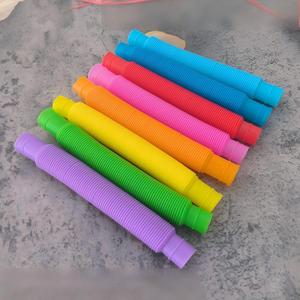 ของเล่นเซ็นเซอรี่ Southpeak <span class=keywords><strong>Pop</strong></span> <span class=keywords><strong>Tubes</strong></span> ของเล่นบีบยืดหยุ่น DIY ท่อเสียงดัง ของเล่นมอจิ บรรเทาอาการสมาธิสั่งว่าง ออทิสติก ความวิตกกังวล - Product Image 3