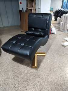 プロ仕様の日本デザインのポータブルペディキュアフェイシャルスパベッドチェア、ステンレス製折りたたみ式合成皮革トリートメントテーブル - Product Image 5