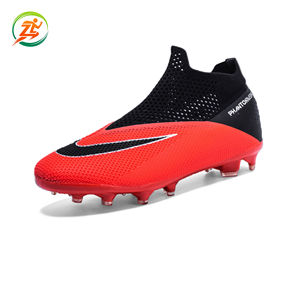 <span class=keywords><strong>Scarpe</strong></span> da <span class=keywords><strong>Calcio</strong></span> Professionali a Taglio Basso per Uomo, Uso Invernale Indoor, Tomaia in PVC, Suola in Gomma, per Allenamento Sportivo - Product Image 2