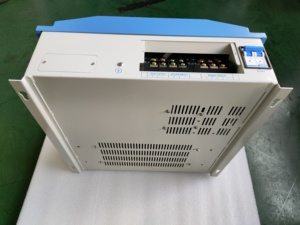 Contrôleur hybride MPPT éolien et solaire 1,5 kW 2 kW pour panneaux solaires et générateur éolien - Product Image 5