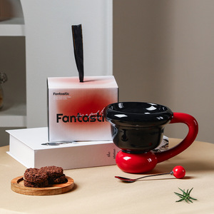 Mug à café créatif en céramique rouge et noir avec <span class=keywords><strong>grande</strong></span> poignée, base à bulles mignonne, <span class=keywords><strong>tasse</strong></span> à thé en <span class=keywords><strong>porcelaine</strong></span> pour le bureau, la maison, les cadeaux, les fêtes, les boissons - Product Image 4
