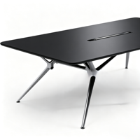 Table de réunion moderne avec bord biseauté, panneau écologique E0, pieds en acier soudés au laser et bordure en PVC assortie