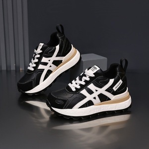 Chaussures pour femmes en vente chaude, respirantes, style coréen, semelle épaisse, légères, augmentant la taille, baskets décontractées - Product Image 3