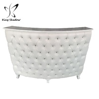 Chaise de coiffure de luxe, chaise de salon, mobilier de salon de coiffure, chaise de barbier en fibre de verre, mobilier commercial, équipement de salon de coiffure moderne