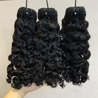 Vendor Grosir Rambut Manusia Mentah Kamboja Keriting Burma 100% Tanpa Proses, Bundel Rambut Keriting Burma Virgin dengan Kutikula Tersusun Rapi