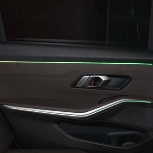 Bande lumineuse acrylique durable pour voiture avec plaque diffuseur PMMA à haute transmission LGP pour garniture de porte, rétroéclairage ambiant, taille personnalisée - Product Image 5