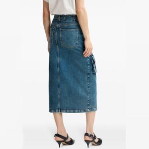 Jupe longue en jean cargo taille haute pour femme avec fentes avant et poches à soufflets, personnalisable avec marque privée – Collection été très prisée - Product Image 5