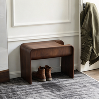 Table d'appoint en bois massif de style nordique, table de salon design en forme de C, minimaliste, style Instagram, petite table basse de rangement