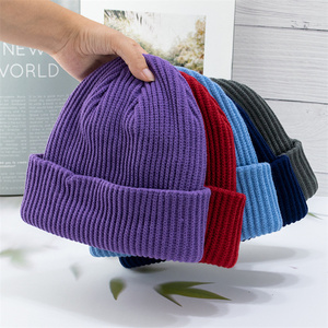 Gorro de Punto Acrílico de Invierno Cálido de Color Sólido con Logotipo Personalizado a <span class=keywords><strong>Precio</strong></span> de Fábrica - Product Image 2