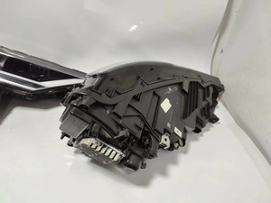 Phares LED Dynamic Sports pour <span class=keywords><strong>Audi</strong></span> <span class=keywords><strong>Q8</strong></span> <span class=keywords><strong>2018</strong></span> + Cool White Light avec 6000K Color Temperature 36W Power - Product Image 4