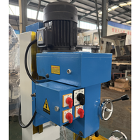 Machine de perçage verticale à engrenages ZX50C avec broche R8 et moteur de 1,5 kW, utilisée pour le fraisage et le perçage de précision