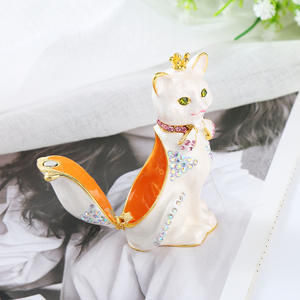Boîte à bijoux en métal émaillé en gros, boîte cadeau, couronne, chat, cadeaux pour femmes, boîte décorative de mariage, ornements en métal - Product Image 3