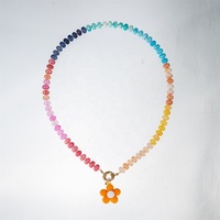 Summer Hot Selling Glass Flower Shell Charms Colored Natural Stone Beads Collier de perles fait à la main pour les femmes Bijoux de vacances