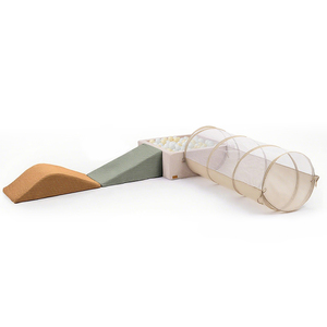 Structure de jeu souple 2-en-1 avec <span class=keywords><strong>piscine</strong></span> à balles et aire d'escalade <span class=keywords><strong>pour</strong></span> bébés et tout-petits – Prix abordable, idéale <span class=keywords><strong>pour</strong></span> l'éveil et l'éducation précoce - Product Image 6