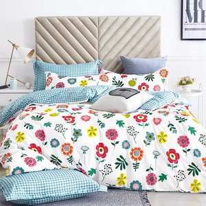 Polyester Chải Vải Đầy Màu Sắc Hoa Mô Hình Chăn Quilt In Ấn Bìa Gối Giường Có Đặt Bộ Cho Khách Sạn Gia Đình - Product Image 3