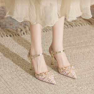 Zapatos de tacón alto con punta en pico y correa trasera de tweed con diseño floral 8188C-146 para mujer, ideales para ocasiones elegantes. - Product Image 2