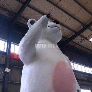 Urso Branco Animatrônico Personalizável Feito à Mão H=5m |   Tema Gelo e Neve para Uso Interno/Externo em Parques Temáticos e Shoppings - Product Image 4