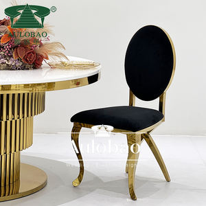 Silla de comedor de terciopelo negro con diseño de rosa dorada para bodas y eventos - Product Image 4