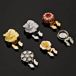 Boutons décoratifs en métal pour chemisiers, avec fleurs, perles, strass et papillons, pour vêtements féminins. - Product Image 3