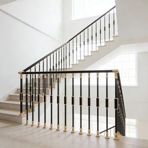 Balustres d'<span class=keywords><strong>escalier</strong></span> en alliage d'aluminium de haute qualité au design luxueux pour la décoration intérieure, garde-corps métallique pour <span class=keywords><strong>escalier</strong></span> de villa intérieure - Product Image 5