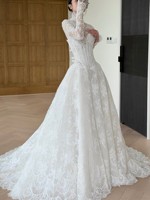 S2984Y Nouvelle Arrivée 2026 Robe de Mariée en Dentelle Col Montant Manches Longues Style Rétro Courte Traîne