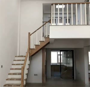 Diseño clásico Balcón Barandillas Interior Escalera <span class=keywords><strong>de</strong></span> <span class=keywords><strong>madera</strong></span> sin terminar Pasamanos Terraza Balaustre <span class=keywords><strong>de</strong></span> <span class=keywords><strong>madera</strong></span> - Product Image 1