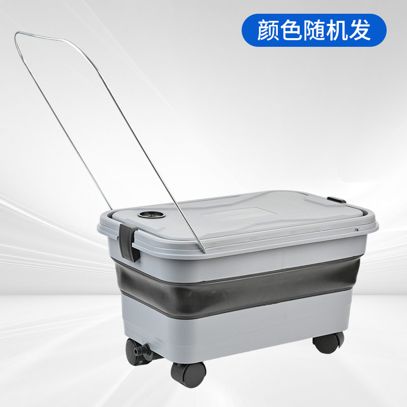 Foldable water bucket (color sent randomly)