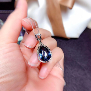 Collana con Pendente a Goccia di Lacrima da Donna, con Pietra Blu, Catena a Clavicola, Gioiello Elegante e alla Moda - Product Image 1