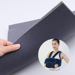 <span class=keywords><strong>Tissu</strong></span> en polyester de qualité médicale antidérapant, respirant, absorbant, avec mousse laminée et noyau en mousse ouverte collé pour équipement sportif - Product Image 3