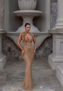 LF2385A <span class=keywords><strong>Abito</strong></span> <span class=keywords><strong>da</strong></span> Sera Elegante a Sirena <span class=keywords><strong>Monospalla</strong></span> con Perline di Cristallo Oro Champagne e Rose 3D - Product Image 1