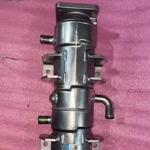 Le radiateur d'origine de haute qualité pour le moteur SAA6D170E est le condenseur 6245-61-7102. - Product Image 3