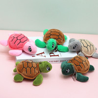 Vente en gros de jouets en peluche tortue de mer super doux et colorés, rembourrés en coton PP, accessoires de porte-clés pour sacs de femmes