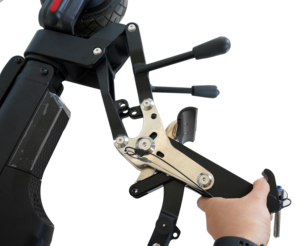 Q11 nhỏ và nhẹ handbike điện Lái Xe Xe lăn handbike điện ba bánh điện xe lăn Hướng dẫn sử dụng xe lăn - Product Image 4