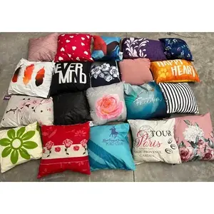 Coussin carré décoratif Carla Depot 40 cm x 40 cm, housse en microfibre florale, rembourrage en fibres, style pastoral - Product Image 4