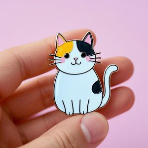 بيع بالجملة من المصنع شارات مخصصة مصنوعة من المينا الصلب دبابيس قبعة زهرة أنيمي طية صدر دبوس مخصص دبوس المينا مع بطاقة دعم - Product Image 1